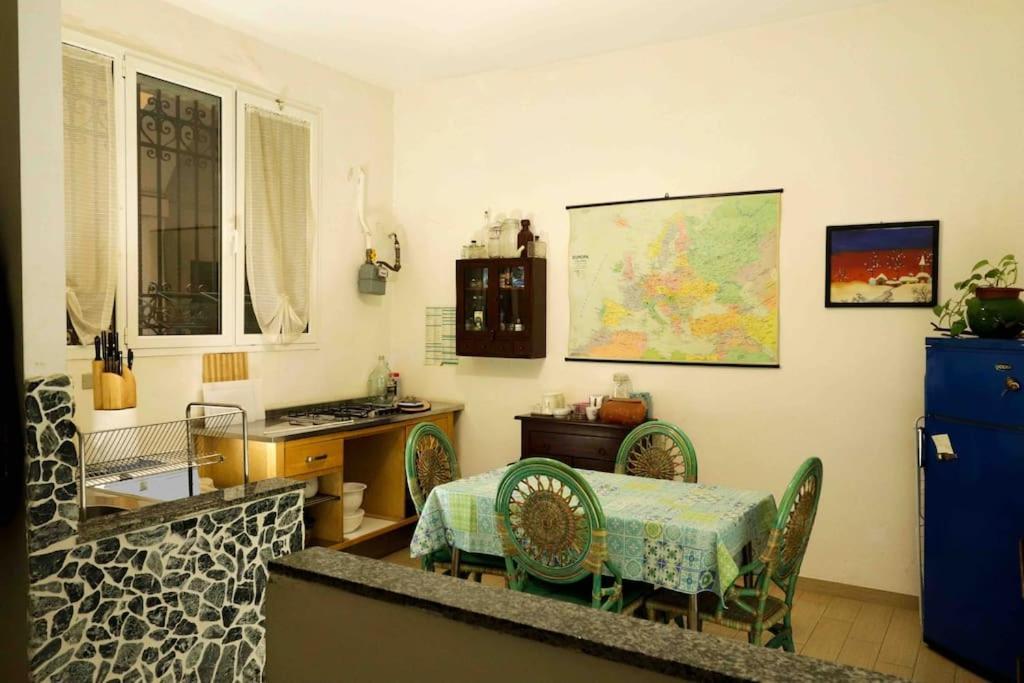 Lovely Flat, Ground Floor Centre Of Bologna! :) Luaran gambar